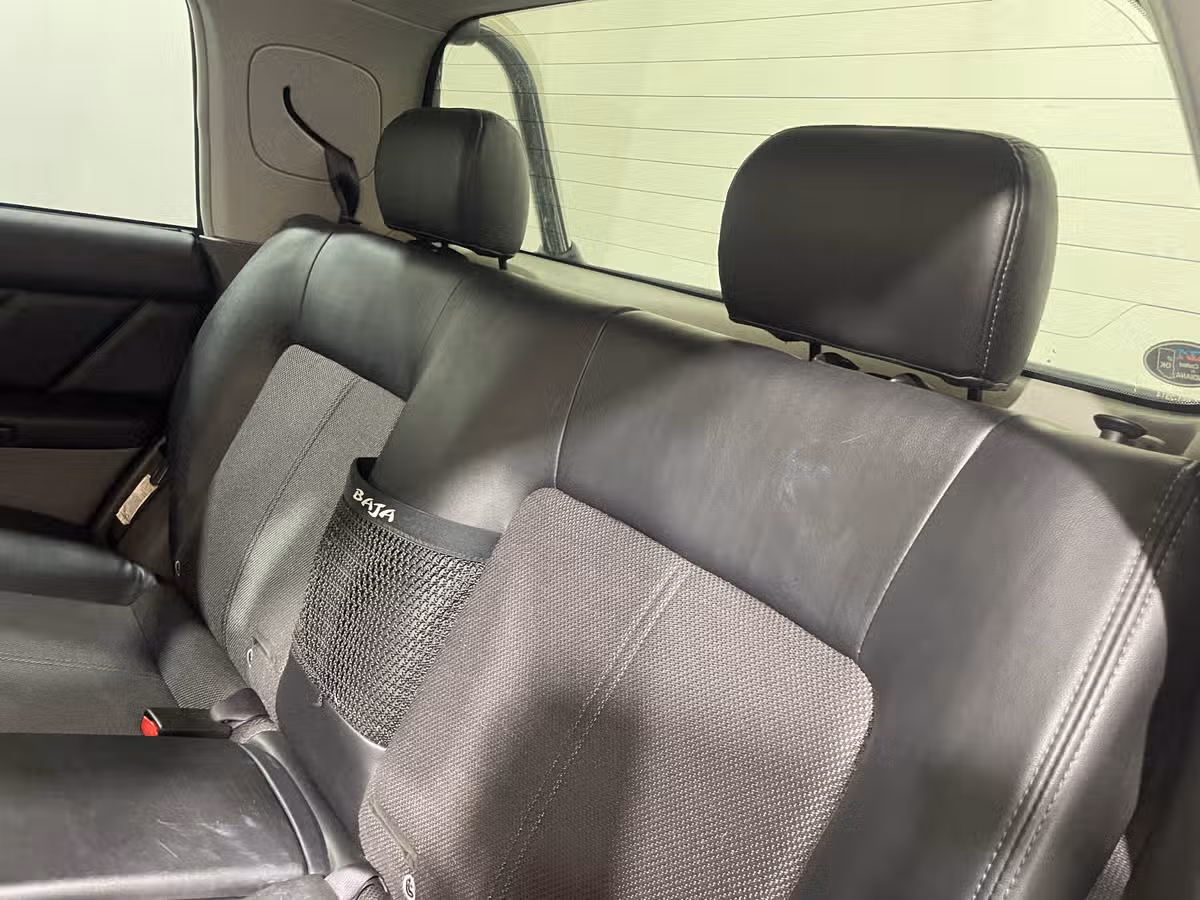 2005 Subaru Baja Turbo Crew Cab Image 29