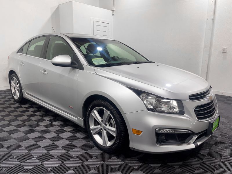 2016 Chevrolet Cruze Limited 2LT Auto Upper Image 2