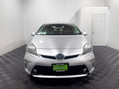 2013 Toyota Prius Five Lower Image 2
