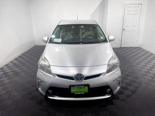 2013 Toyota Prius Five Lower Image 1