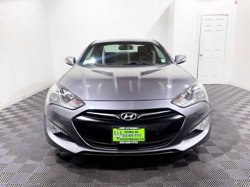 2016 Hyundai Genesis Coupe 3.8 Lower Image 2