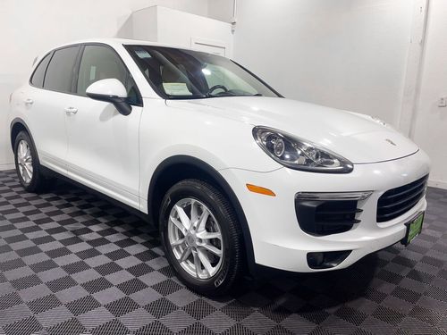 2016 Porsche Cayenne Base Lower Image 1