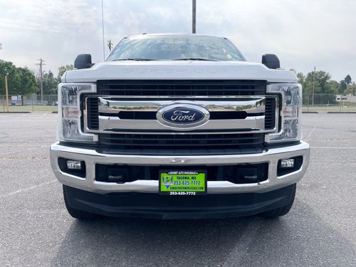 2019 Ford F-350 Super Duty XLT Crew Cab Lower Image 1