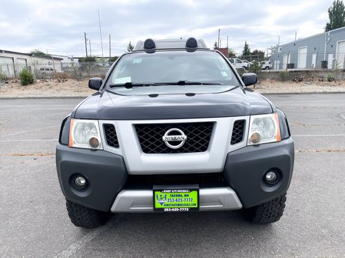 2011 Nissan Xterra Pro-4X Lower Image 2