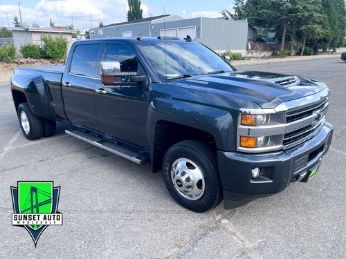 9637 - 2019 Chevrolet Silverado 3500HD High Country Crew Cab