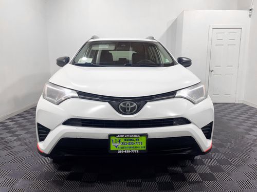 2018 Toyota RAV4 LE Lower Image 2