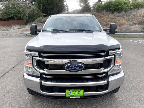 2022 Ford F-350 Super Duty XLT Crew Cab Lower Image 2