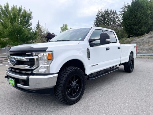 2022 Ford F-350 Super Duty XLT Crew Cab Lower Image 1