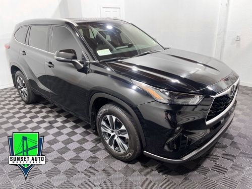 9656 - 2022 Toyota Highlander XLE