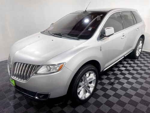 2013 Lincoln MKX Base Lower Image 3