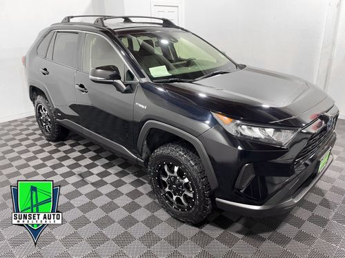 3979 - 2020 Toyota RAV4 Hybrid LE