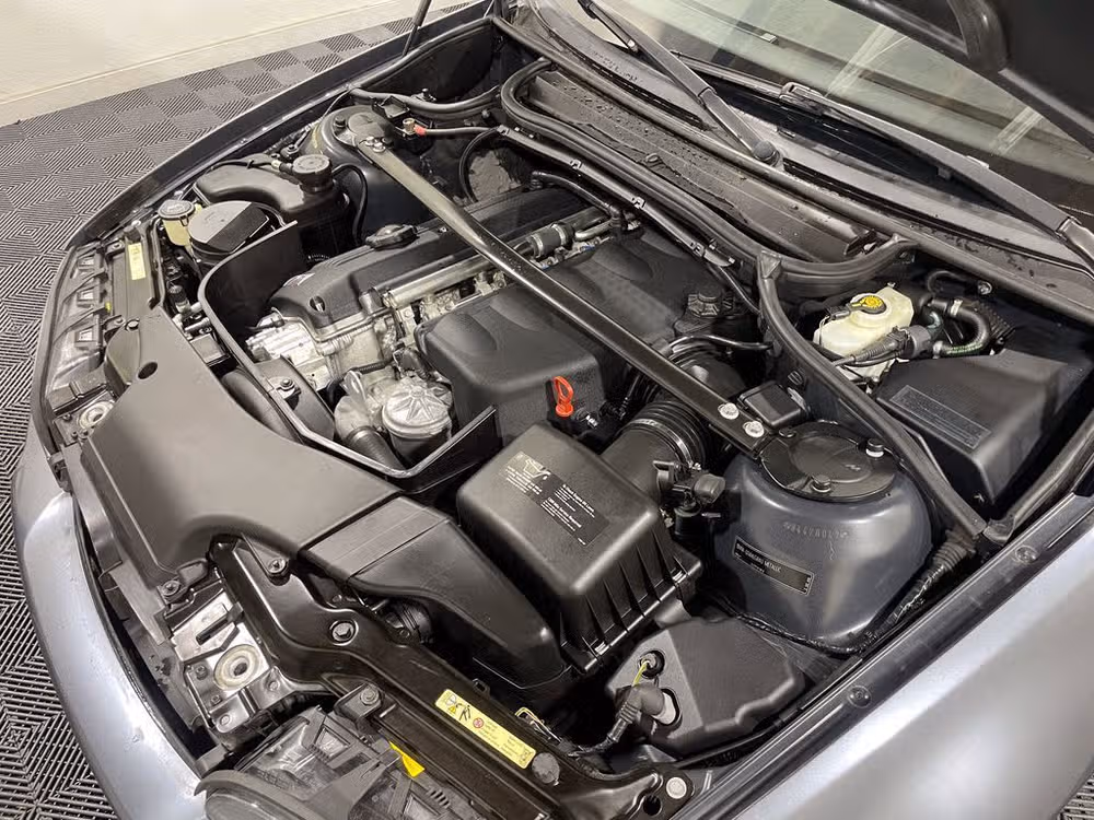 2003 BMW M3 Base Image 15
