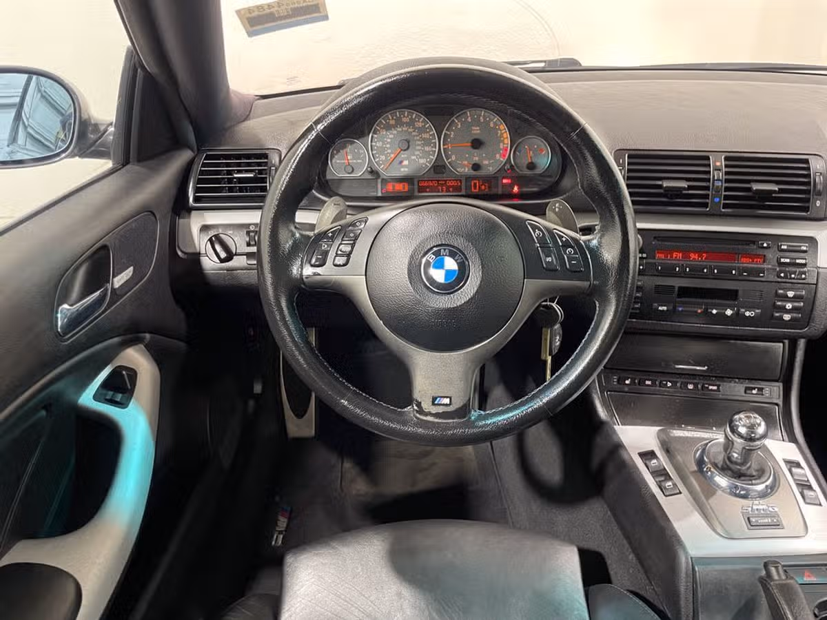2003 BMW M3 Base Image 10