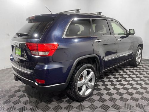 2013 Jeep Grand Cherokee Limited Lower Image 1