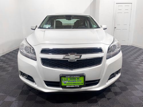 2013 Chevrolet Malibu Eco Lower Image 2