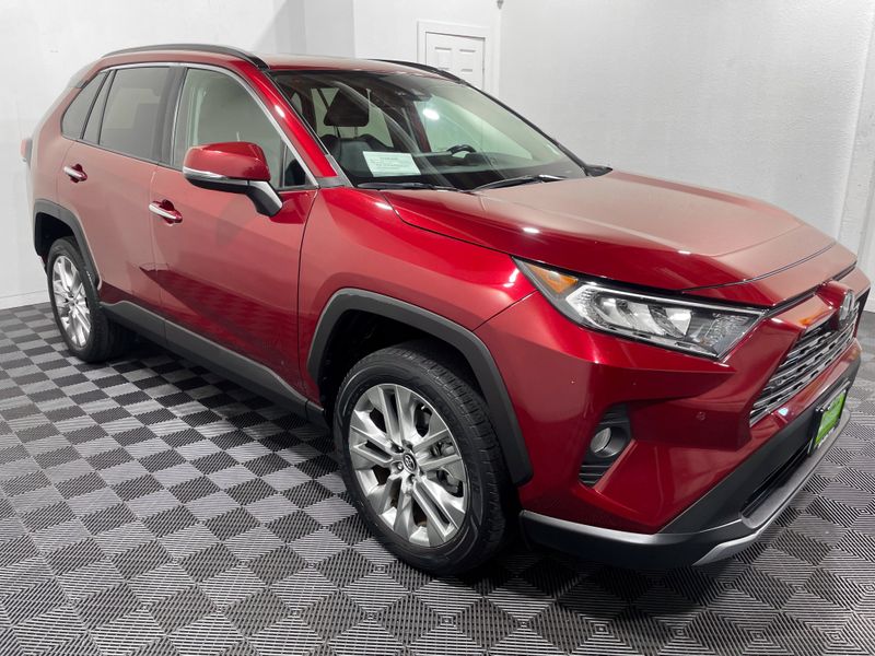 2019 Toyota RAV4 Limited Upper Image 2