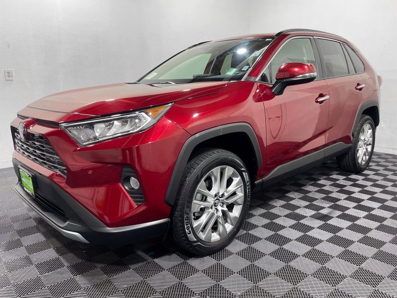 2019 Toyota RAV4 Limited Upper Image 2