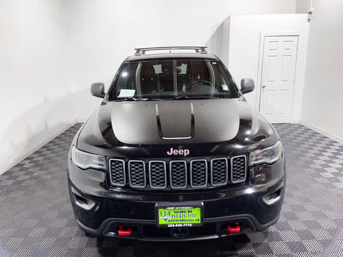 2017 Jeep Grand Cherokee Trailhawk Lower Image 1