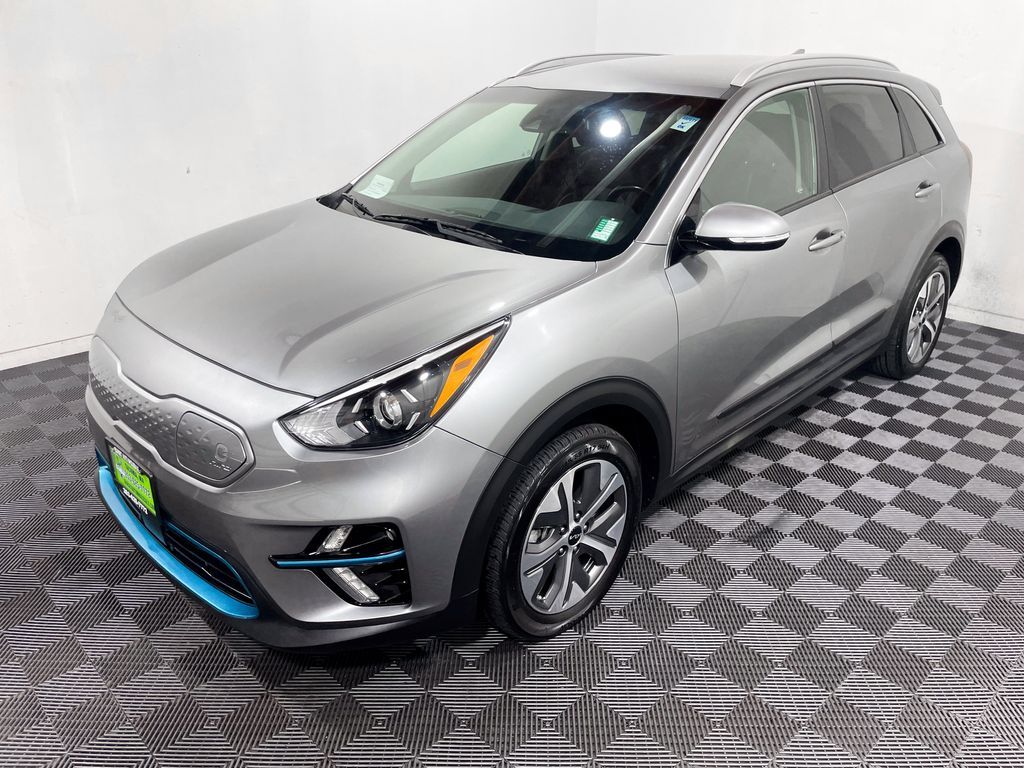 2022 Kia Niro EX's photo