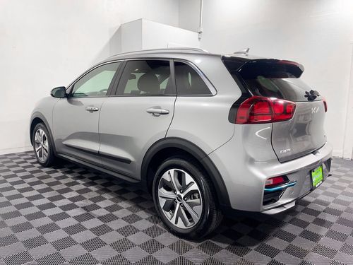 2022 Kia Niro EV EX Lower Image 2