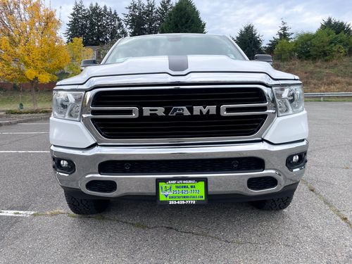 2019 Ram 1500 Big Horn Crew Cab Lower Image 2