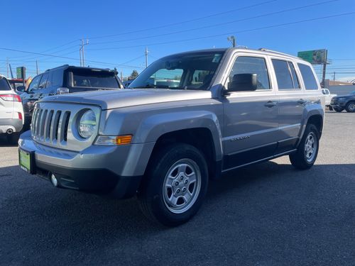 2016 Jeep Patriot Sport Lower Image 1