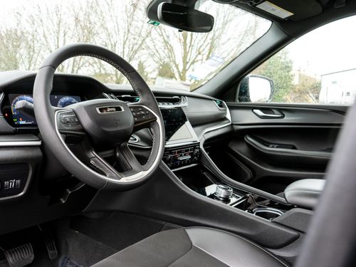 2023 Jeep Grand Cherokee L Altitude Lower Image 3