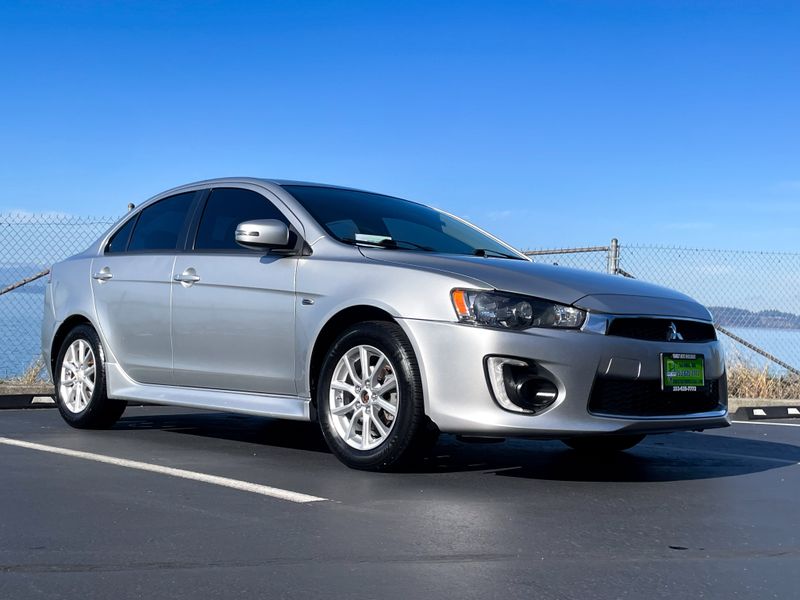 2016 Mitsubishi Lancer ES Upper Image 2
