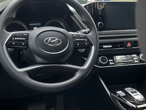2022 Hyundai SONATA SEL Lower Image 1