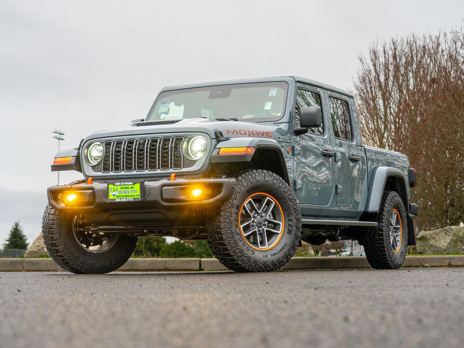 2025 Jeep Gladiator Mojave X's photo