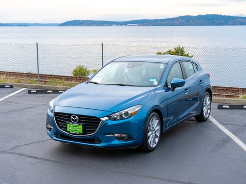 2017 Mazda 3 Grand Touring Lower Image 3