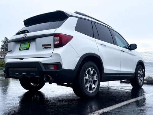 2022 Honda Passport TrailSport Lower Image 1