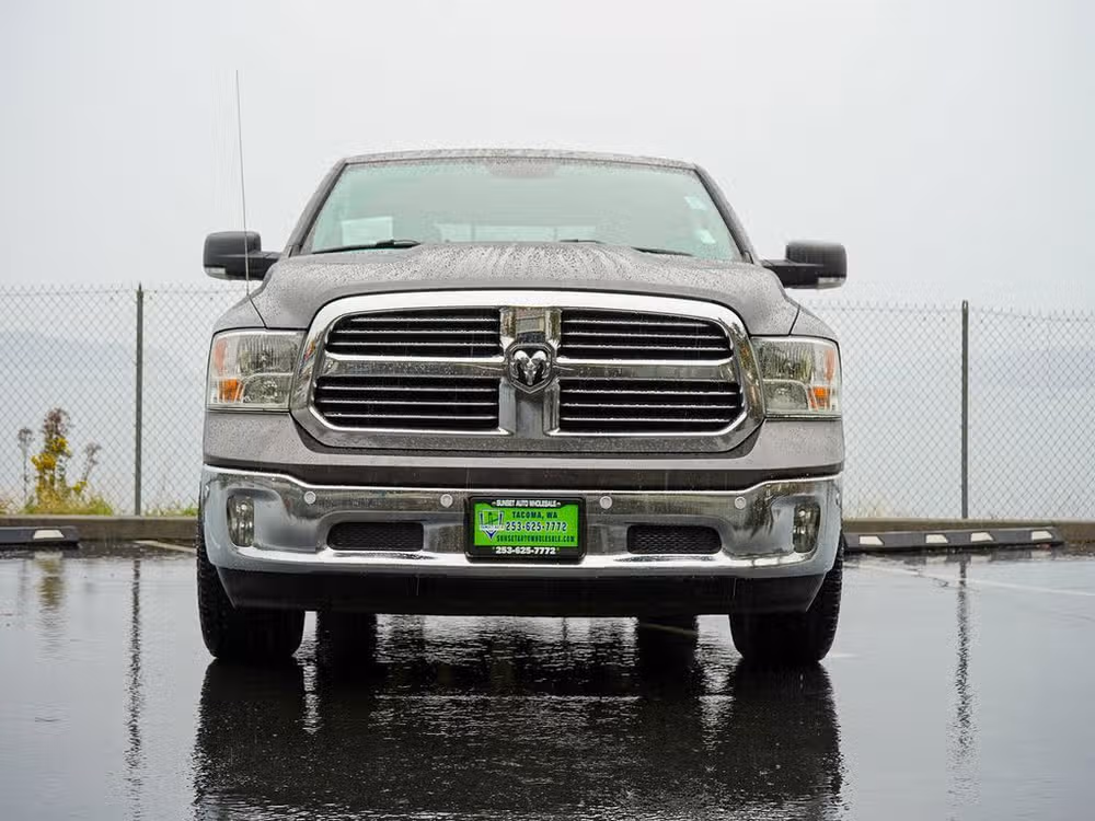2018 Ram 1500 Big Horn Crew Cab Image 9