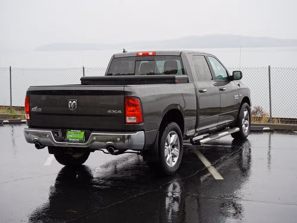 2018 Ram 1500 Big Horn Crew Cab Image 16