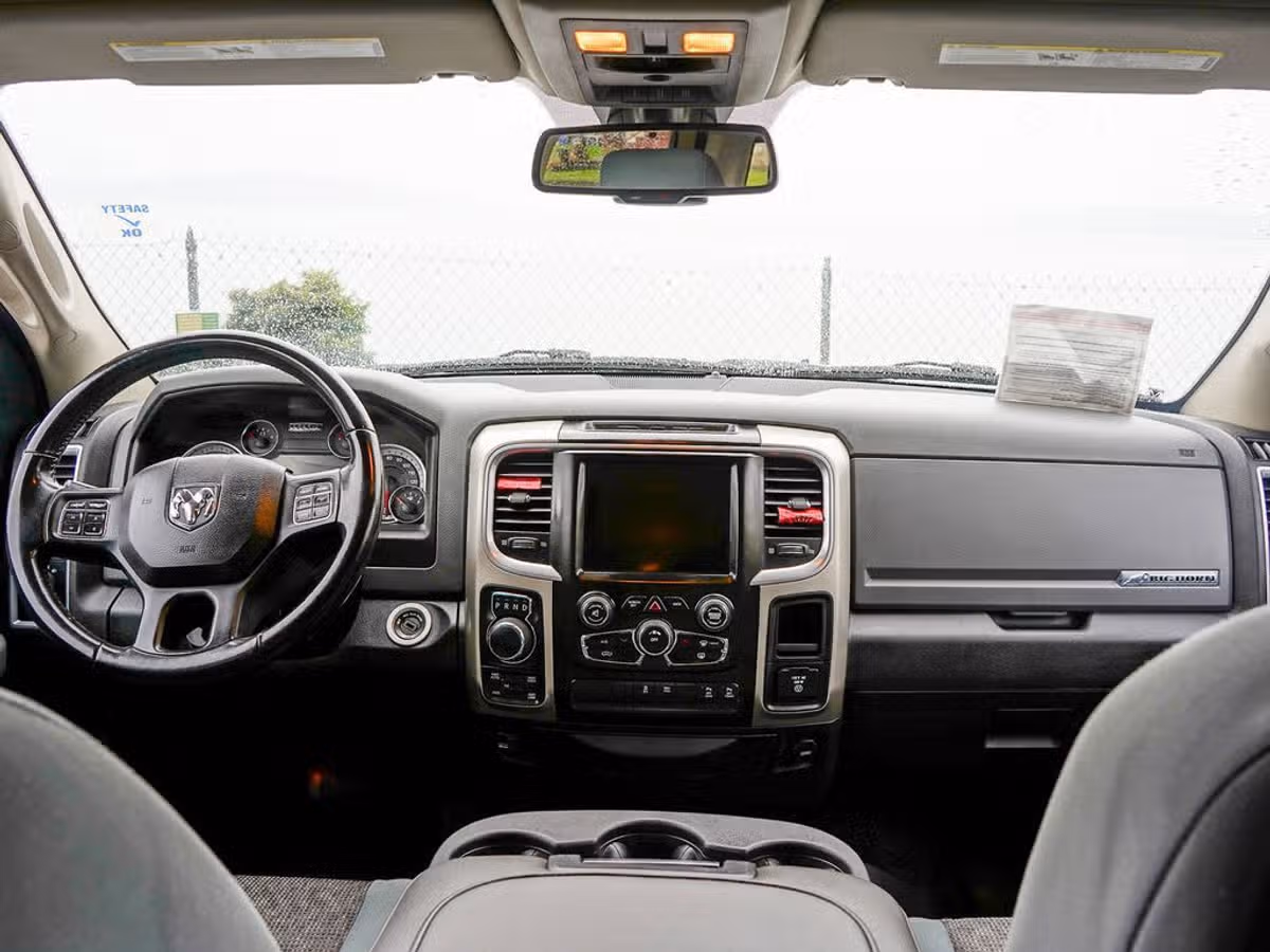 2018 Ram 1500 Big Horn Crew Cab Image 5