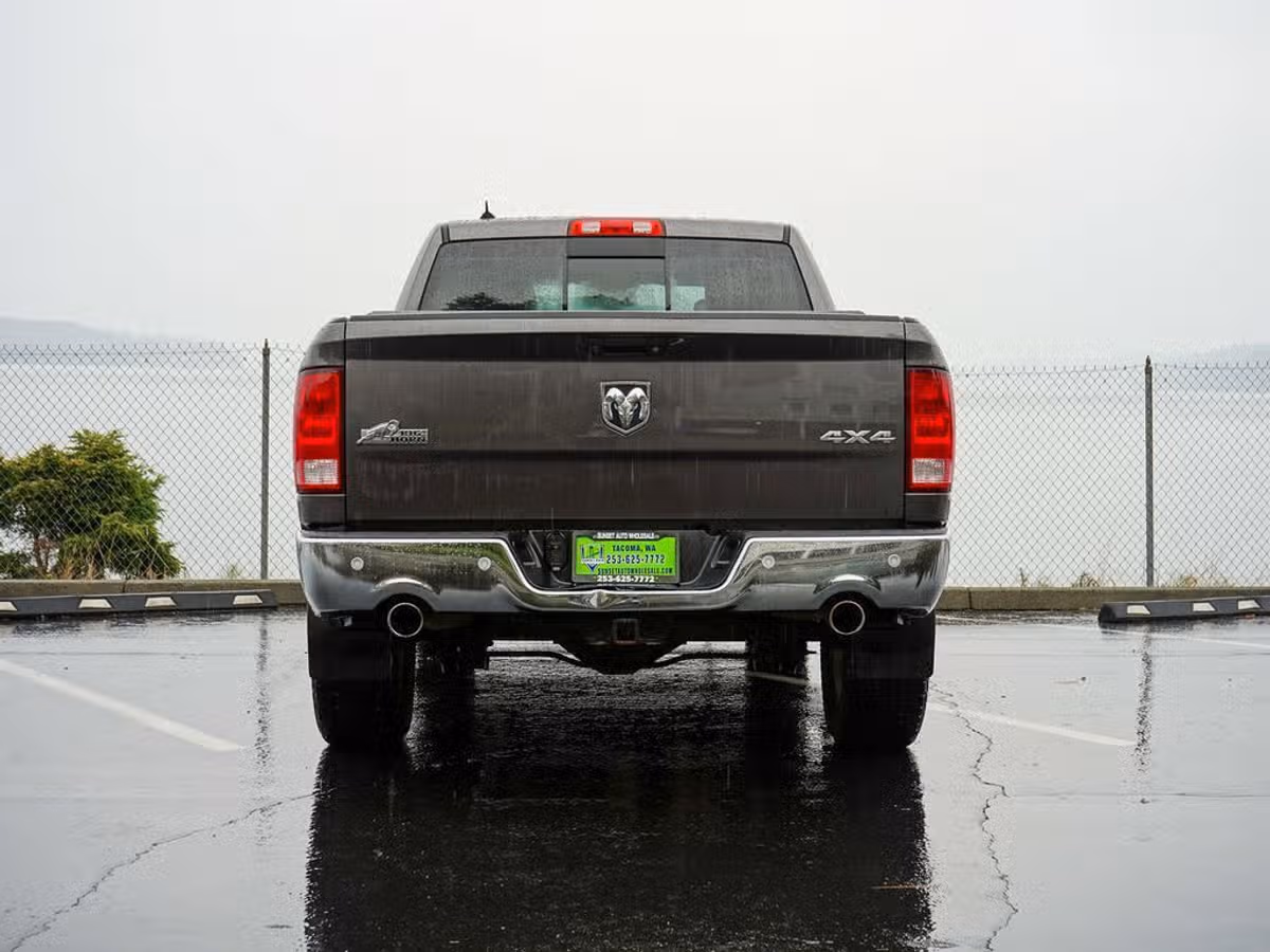 2018 Ram 1500 Big Horn Crew Cab Image 15
