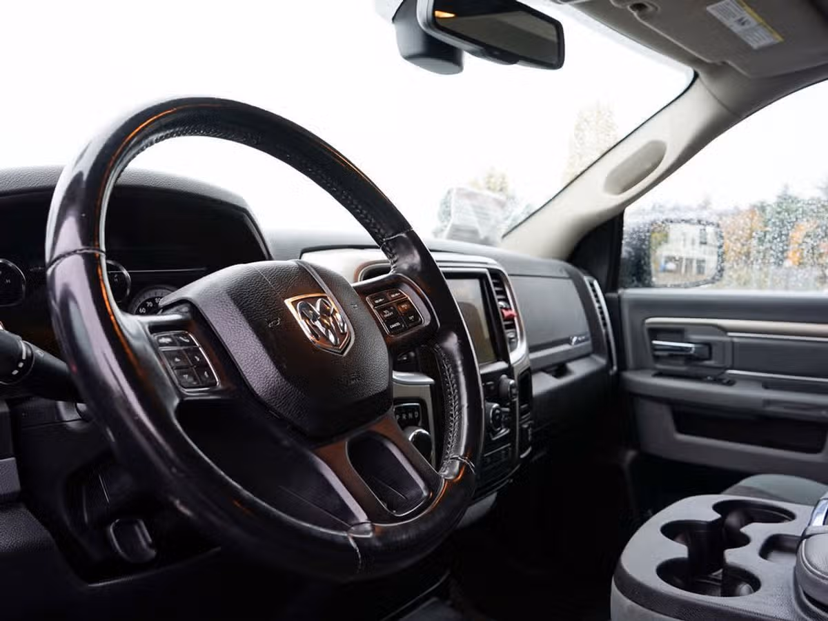 2018 Ram 1500 Big Horn Crew Cab Image 18