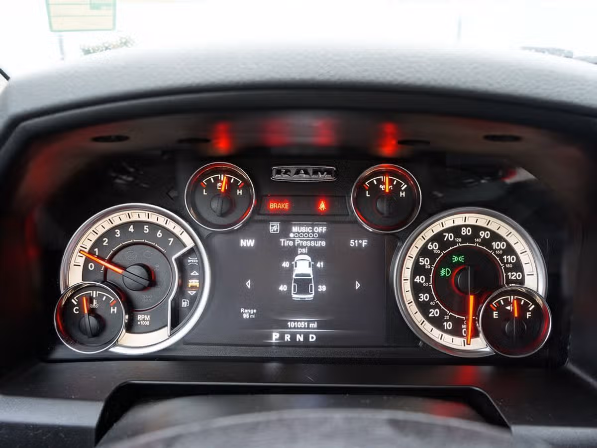 2018 Ram 1500 Big Horn Crew Cab Image 2