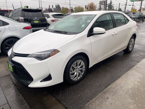 2017 Toyota Corolla LE Lower Image 1