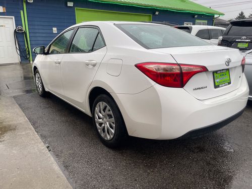 2017 Toyota Corolla LE Lower Image 2