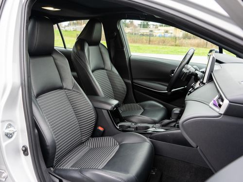 2023 Toyota Corolla XSE Lower Image 3