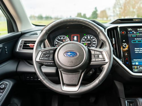 2024 Subaru Ascent Limited 7-Passenger Lower Image 3