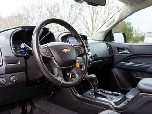 2020 Chevrolet Colorado Z71 Crew Cab Lower Image 3