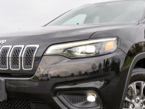2019 Jeep Cherokee Latitude Plus Lower Image 2