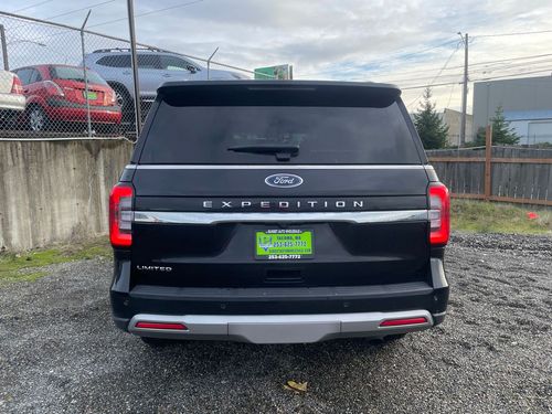 2024 Ford Expedition Limited Lower Image 3