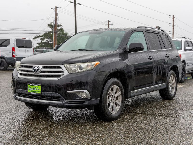 2012 Toyota Highlander SE Upper Image 1