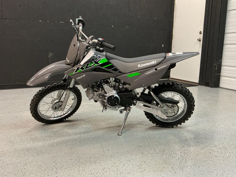 2025 Kawasaki KLX 110R Upper Image 2