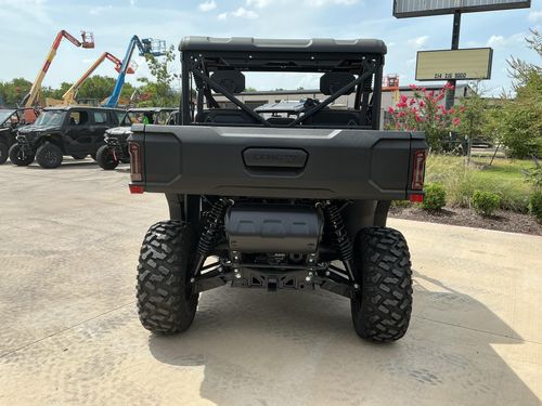 2025 CFMOTO UFORCE U10 Pro Lower Image 1