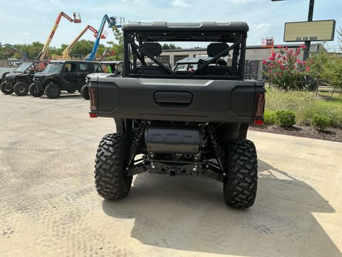 2025 CFMOTO UFORCE U10 Pro Lower Image 1