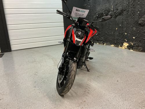 2024 CFMOTO NK 300 Lower Image 3